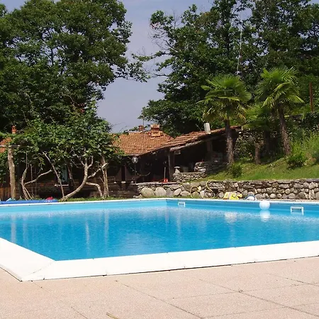 Agriturismo Tschang Wilma * Castelveccana